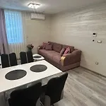 公寓 Moste - Modern With Pool, Ev Station & Free Parking 卢布尔雅那