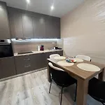 Moste - Modern With Pool, Ev Station & Free Parking