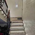 Moste - Modern With Pool, Ev Station & Free Parking 公寓 *