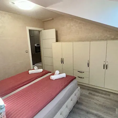 דירה Moste - Modern With Pool, Ev Station & Free Parking לובליאנה