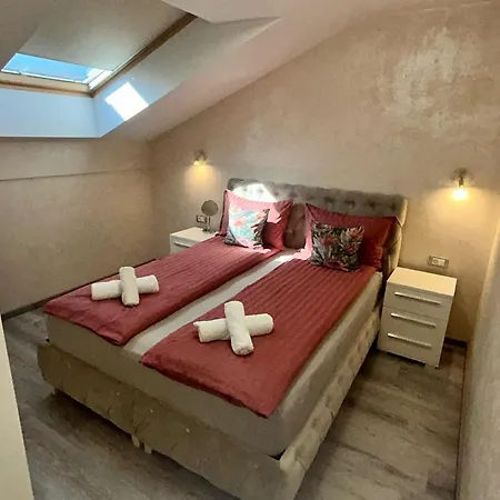 Moste - Modern Comfort With Pool, Ev Station & Free Parking In