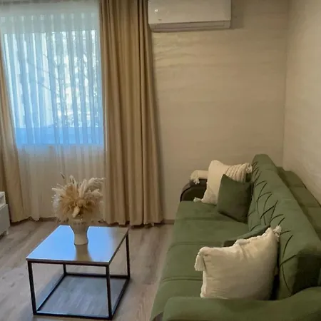 Villa Moste Ljubljana - Modern Apartments With Pool, Ev Station & Free Parking