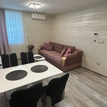 Apartament Moste With Pool & Ev Station Lublana
