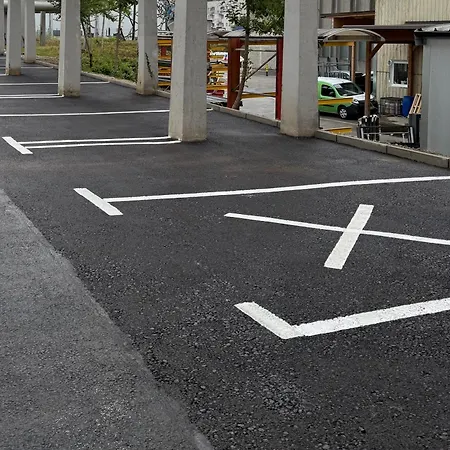 Moste - Modern With Pool, Ev Station & Free Parking דירה *