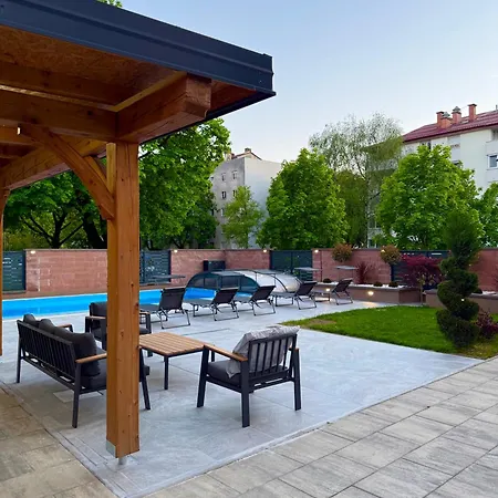 Moste - Modern With Pool, Ev Station & Free Parking *