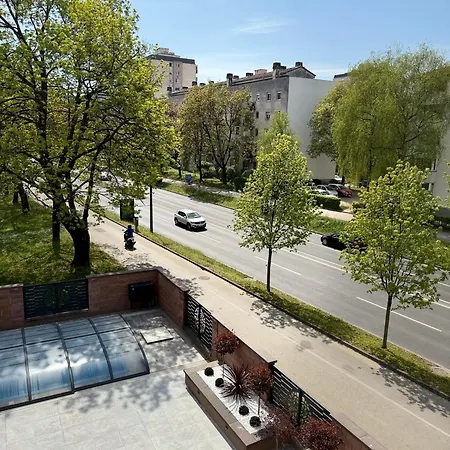Lägenhet Moste - Modern With Pool, Ev Station & Free Parking