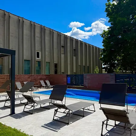 Apartment Moste - Modern With Pool, Ev Station & Free Parking Laibach