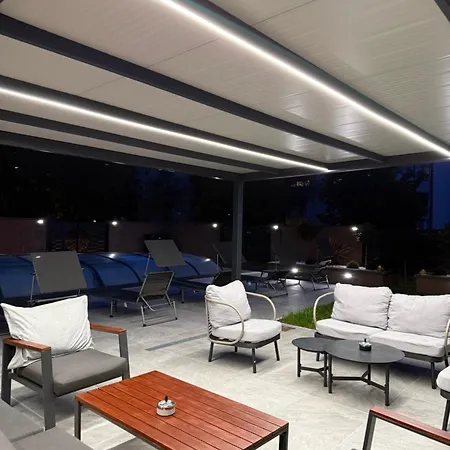 Moste - Modern With Pool, Ev Station & Free Parking Apartment Laibach