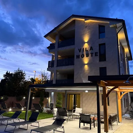 Moste - Modern With Pool, Ev Station & Free Parking Apartment