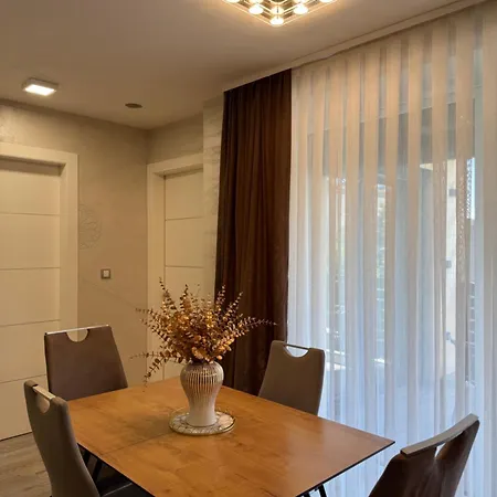 Moste - Modern With Pool, Ev Station & Free Parking Apartment