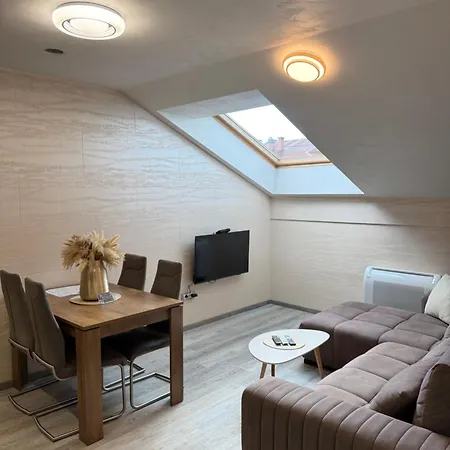 Moste - Modern With Pool, Ev Station & Free Parking *
