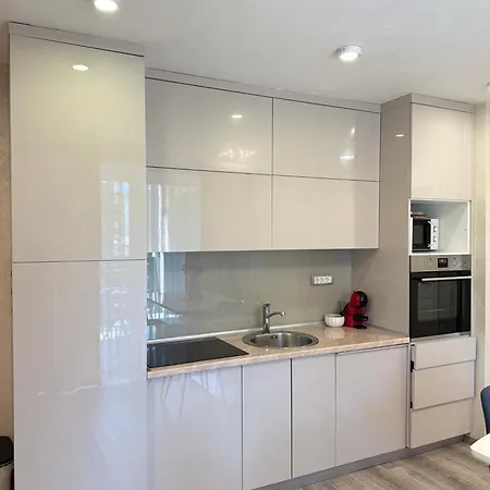 Apartment Moste - Modern With Pool, Ev Station & Free Parking Laibach