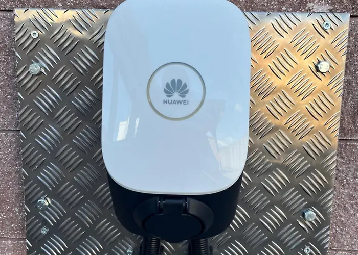 Moste - Modern With Pool, Ev Station & Free Parking *