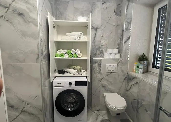 Moste - Modern With Pool, Ev Station & Free Parking Apartma