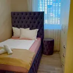 Moste - Modern With Pool, Ev Station & Free Parking Daire *