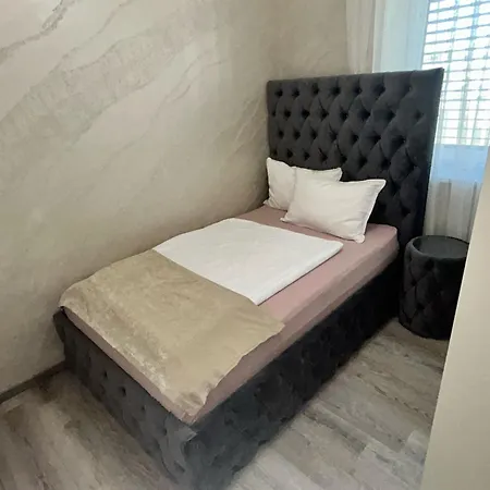 Moste - Modern With Pool, Ev Station & Free Parking ليوبليانا